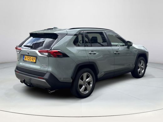 Toyota RAV4 2.5 Hybrid AWD Style ActivLease financial lease