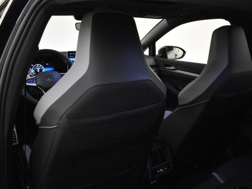 Volkswagen Golf 1.5 eHybrid GTE 272PK DSG/AUTO | 360gr Camera | Elektr Glazen panorama-dak | Head-up Display | Ap... ActivLease financial lease