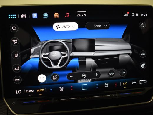Volkswagen Golf 1.5 eHybrid GTE 272PK DSG/AUTO | 360gr Camera | Elektr Glazen panorama-dak | Head-up Display | Ap... ActivLease financial lease