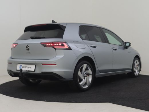 Volkswagen Golf 1.5 eHybrid GTE 272PK DSG/AUTO | 360 gr camera | Trekhaak uitklapbaar | Parkeerassistent | Head-u... ActivLease financial lease