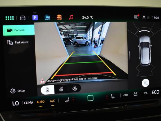 Volkswagen Golf 1.5 eHybrid GTE 272PK DSG/AUTO | 360 gr camera | Trekhaak uitklapbaar | Parkeerassistent | Head-u... ActivLease financial lease