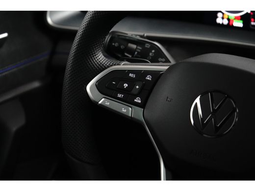 Volkswagen Tayron 1.5 TSI eHybrid 272PK R-Line | PANORAMADAK | ELEKTR. A. KLEP | 19 INCH | STOEL + STUURVERW. | CAMERA ActivLease financial lease