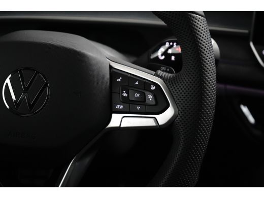 Volkswagen Tayron 1.5 TSI eHybrid 272PK R-Line | PANORAMADAK | ELEKTR. A. KLEP | 19 INCH | STOEL + STUURVERW. | CAMERA ActivLease financial lease