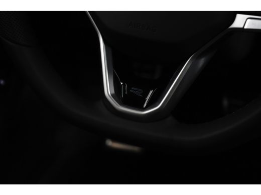Volkswagen Tayron 1.5 TSI eHybrid 272PK R-Line | PANORAMADAK | ELEKTR. A. KLEP | 19 INCH | STOEL + STUURVERW. | CAMERA ActivLease financial lease