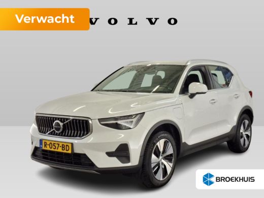 Volvo  XC40 1.5 T4 Plug-in hybrid Core Bright Facelift! | Camera | Crystal White | Trekhaak ActivLease financial lease