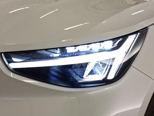 Volvo  XC40 1.5 T4 Plug-in hybrid Core Bright Facelift! | Camera | Crystal White | Trekhaak ActivLease financial lease