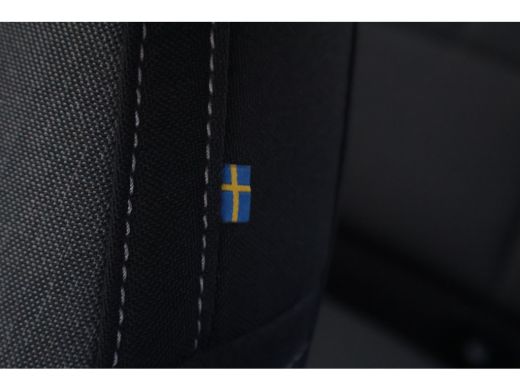 Volvo  XC40 1.5 T4 Plug-in hybrid Core Bright Facelift! | Camera | Crystal White | Trekhaak ActivLease financial lease