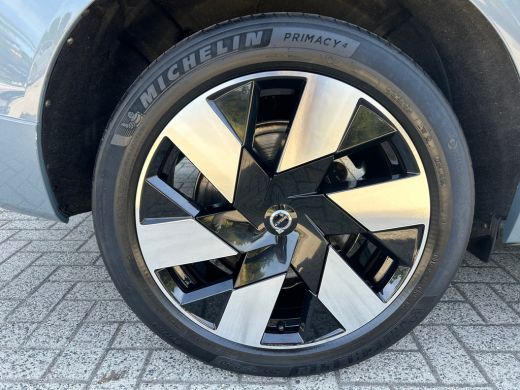 Volvo  XC60 2.0 T6 Plug-in hybrid AWD Ultimate Dark | HU-Display | Harman/Kardon | Camera | Panoramadak | ActivLease financial lease