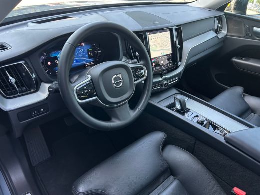 Volvo  XC60 2.0 T6 Plug-in hybrid AWD Ultimate Dark | HU-Display | Harman/Kardon | Camera | Panoramadak | ActivLease financial lease