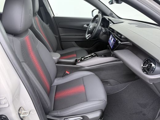 Alfa Romeo Junior Ibrida ActivLease financial lease