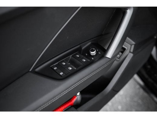 Audi A3 Sportback 40 204PK TFSI e S edition | Achteruitrijcamera | Stoelverwarming | Ambianceverlichting ... ActivLease financial lease