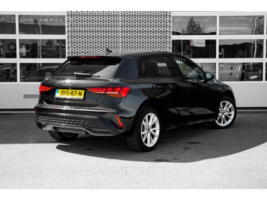 Audi A3 Sportback 40 204PK TFSI e S edition | Achteruitrijcamera | Stoelverwarming | Ambianceverlichting ... ActivLease financial lease