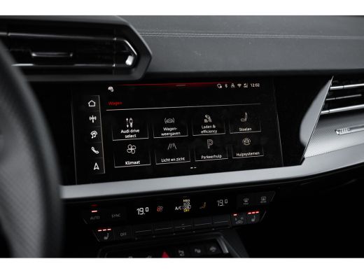 Audi A3 Sportback 40 204PK TFSI e S edition | Achteruitrijcamera | Stoelverwarming | Ambianceverlichting ... ActivLease financial lease