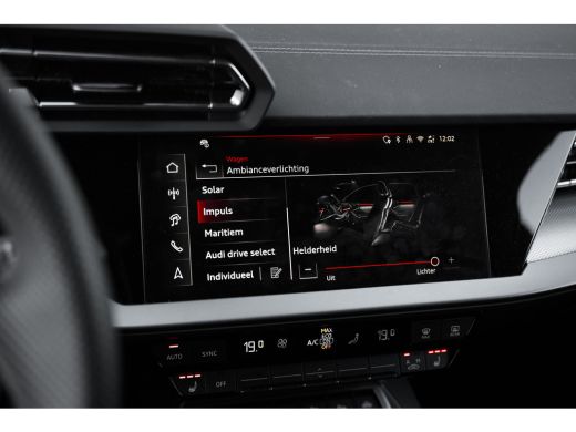 Audi A3 Sportback 40 204PK TFSI e S edition | Achteruitrijcamera | Stoelverwarming | Ambianceverlichting ... ActivLease financial lease