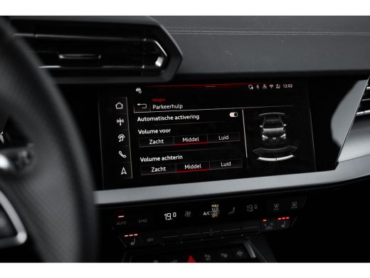 Audi A3 Sportback 40 204PK TFSI e S edition | Achteruitrijcamera | Stoelverwarming | Ambianceverlichting ... ActivLease financial lease