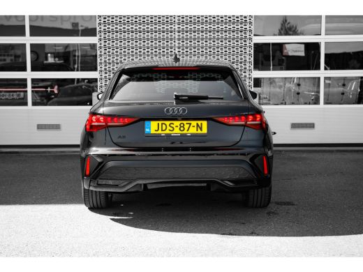 Audi A3 Sportback 40 204PK TFSI e S edition | Achteruitrijcamera | Stoelverwarming | Ambianceverlichting ... ActivLease financial lease