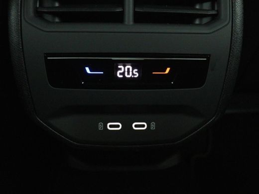CUPRA Leon | Half leder | Stuur/stoel verwarming | Adaptive cruise | Lane assist | Carplay | Sfeerverlichtin... ActivLease financial lease