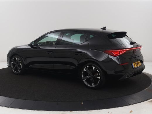 CUPRA Leon | Half leder | Stuur/stoel verwarming | Adaptive cruise | Lane assist | Carplay | Sfeerverlichtin... ActivLease financial lease
