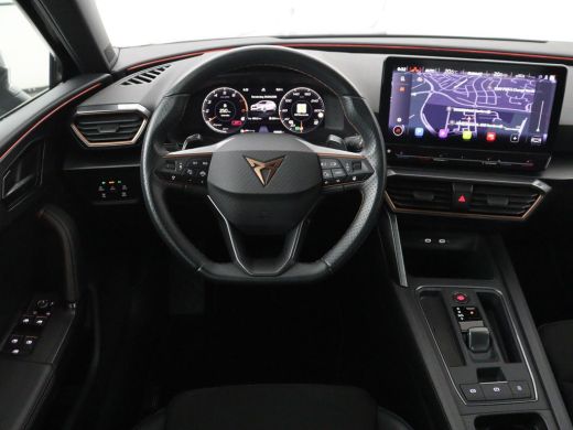 CUPRA Leon | Half leder | Stuur/stoel verwarming | Adaptive cruise | Lane assist | Carplay | Sfeerverlichtin... ActivLease financial lease