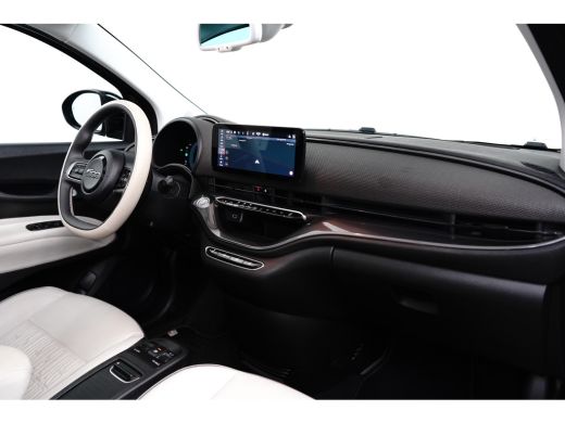 Fiat 500C La Prima 42 kWh Cabrio 3 Fase | Vol-Leder | Adaptive Cruise | Stoelverwarming | Achteruitrijcamera | ActivLease financial lease
