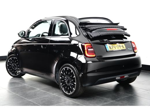 Fiat 500C La Prima 42 kWh Cabrio 3 Fase | Vol-Leder | Adaptive Cruise | Stoelverwarming | Achteruitrijcamera | ActivLease financial lease