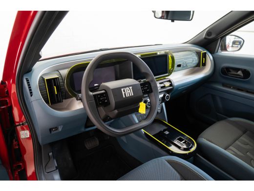 Fiat Grande Panda RED 11kW 44 kWh | Apple Carplay & Android Auto | Cruise Controle | Parkeersensoren | LED | Airco | ActivLease financial lease