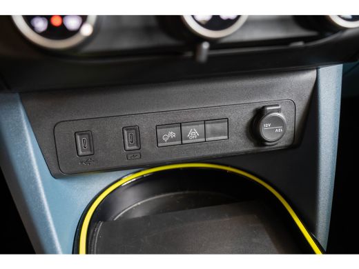 Fiat Grande Panda RED 11kW 44 kWh | Apple Carplay & Android Auto | Cruise Controle | Parkeersensoren | LED | Airco | ActivLease financial lease
