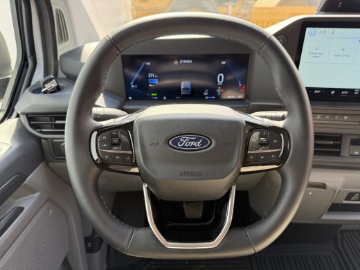 Ford E-Transit Custom 71kWh 140PK Elektrisch 344km WLTP 2300kg Trekvermogen BEV Snelladen Stoel + Stuur verwarming LED ... ActivLease financial lease