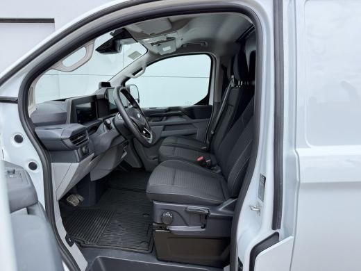 Ford E-Transit Custom 71kWh 140PK Elektrisch 344km WLTP 2300kg Trekvermogen BEV Snelladen Stoel + Stuur verwarming LED ... ActivLease financial lease