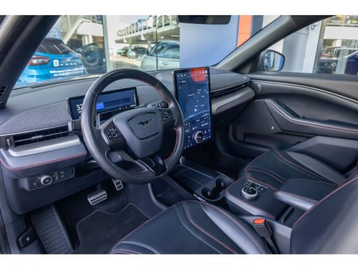 Ford Mustang Mach-E Mach-E Extended First Edition AWD 98 kWh | Adaptief Cruise control | Elek. stoelen met geheugen |... ActivLease financial lease