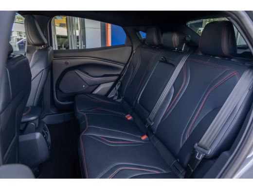 Ford Mustang Mach-E Mach-E Extended First Edition AWD 98 kWh | Adaptief Cruise control | Elek. stoelen met geheugen |... ActivLease financial lease