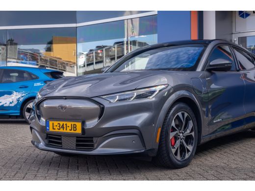 Ford Mustang Mach-E Mach-E Extended First Edition AWD 98 kWh | Adaptief Cruise control | Elek. stoelen met geheugen |... ActivLease financial lease