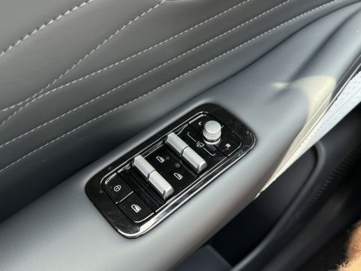 Geely Starray EM-i 1.5 Max+ PHEV | Long Range | 8 jaar garantie | Geely Specialist | Pano ActivLease financial lease