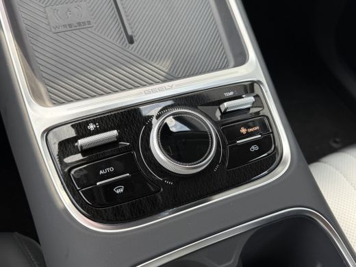 Geely Starray EM-i 1.5 Max+ PHEV | Long Range | 8 jaar garantie | Geely Specialist | Pano ActivLease financial lease