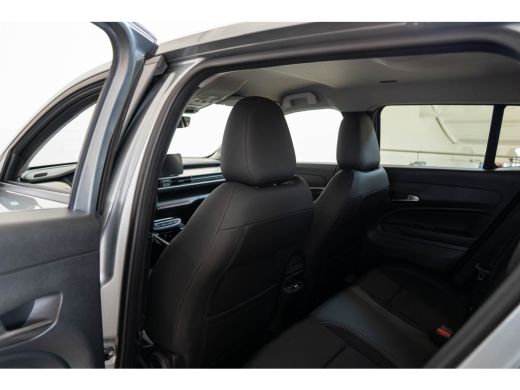 Jeep Avenger 1.2 e-Hybrid Summit | Tot 8 Jaar Garantie | Navigatie | Elektrische Achterklep | Camera | Keyless... ActivLease financial lease