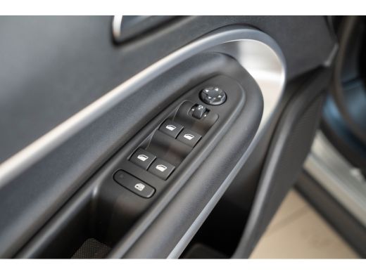 Jeep Avenger 1.2 e-Hybrid Summit | Tot 8 Jaar Garantie | Navigatie | Elektrische Achterklep | Camera | Keyless... ActivLease financial lease