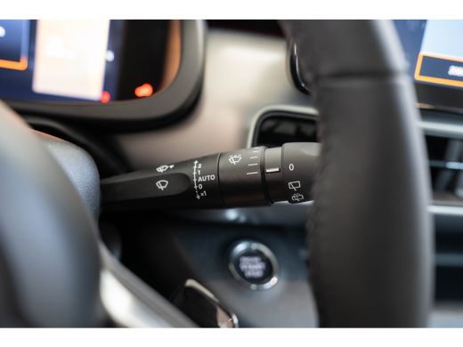 Jeep Avenger 1.2 e-Hybrid Summit | Tot 8 Jaar Garantie | Navigatie | Elektrische Achterklep | Camera | Keyless... ActivLease financial lease