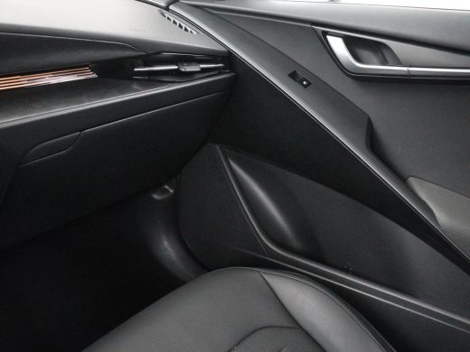 Kia Niro | Panoramadak | Leder | Stuur/stoelverwarming | Head-up | Adaptive cruise | Lane assist | Carplay... ActivLease financial lease