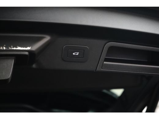 Land Rover Range Rover Velar 2.0 P400e Edition | Facelift | Alarm klasse 5 | PDC V+A en camera | Panoramadak | 20 inch LM | Ke... ActivLease financial lease