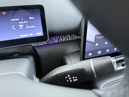 Leapmotor B03X ProMax Design 53 kWh | Achterbank in delen neerklapbaar | Airco (automatisch) | Apple Carplay/And... ActivLease financial lease