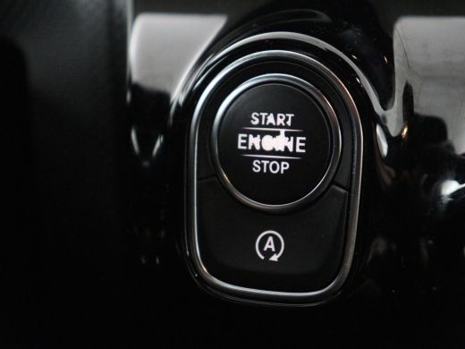 Mercedes-Benz A-Klasse 180 Business Solution AMG | Leder/alcantara | Stoelverwarming | Cruise control | Widescreen | Car... ActivLease financial lease