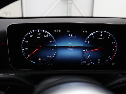 Mercedes-Benz A-Klasse 180 Business Solution AMG | Leder/alcantara | Stoelverwarming | Cruise control | Widescreen | Car... ActivLease financial lease
