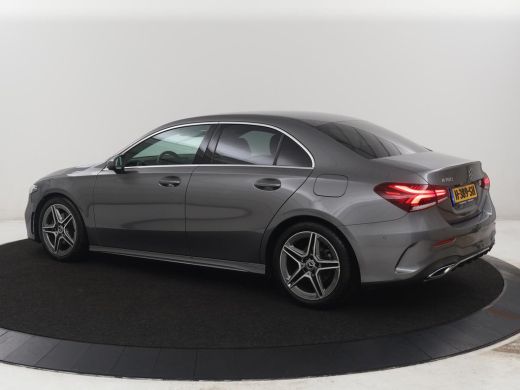 Mercedes-Benz A-Klasse 180 Business Solution AMG | Leder/alcantara | Stoelverwarming | Cruise control | Widescreen | Car... ActivLease financial lease