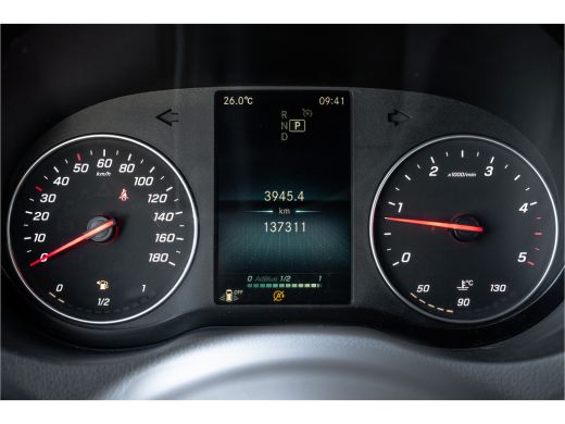 Mercedes-Benz Sprinter 516 CDI L3H2 | 7-Zits | 3.5T Trekgwicht | Automaat | Camera | Mbux | Climatronic | Trekhaak ActivLease financial lease