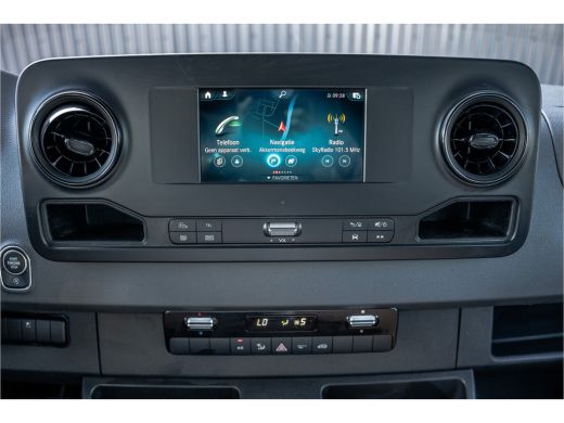 Mercedes-Benz Sprinter 516 CDI L3H2 | 7-Zits | 3.5T Trekgwicht | Automaat | Camera | Mbux | Climatronic | Trekhaak ActivLease financial lease