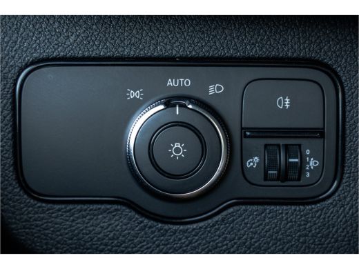 Mercedes-Benz Sprinter 516 CDI L3H2 | 7-Zits | 3.5T Trekgwicht | Automaat | Camera | Mbux | Climatronic | Trekhaak ActivLease financial lease