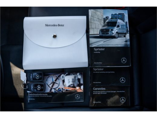 Mercedes-Benz Sprinter 516 CDI L3H2 | 7-Zits | 3.5T Trekgwicht | Automaat | Camera | Mbux | Climatronic | Trekhaak ActivLease financial lease