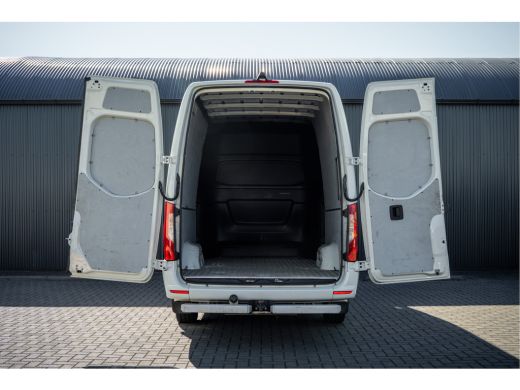 Mercedes-Benz Sprinter 516 CDI L3H2 | 7-Zits | 3.5T Trekgwicht | Automaat | Camera | Mbux | Climatronic | Trekhaak ActivLease financial lease