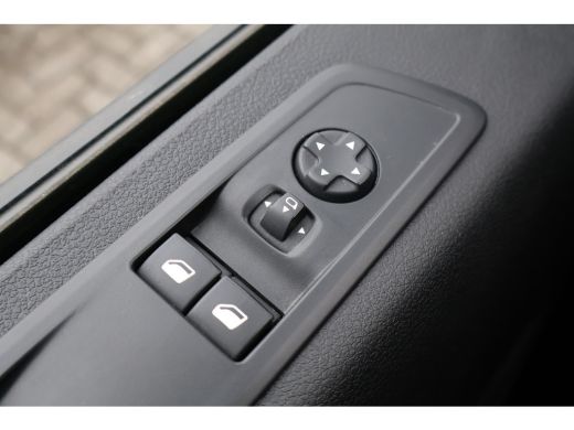 Opel Vivaro-e L3 75 kWh Airco Navigatie ActivLease financial lease