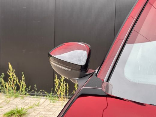 Peugeot 2008 1.2 Hybrid 145 GT | Navigatie | Adaptieve CC | Dode hoek detectie | Keyless | Achterruitrij camera | ActivLease financial lease